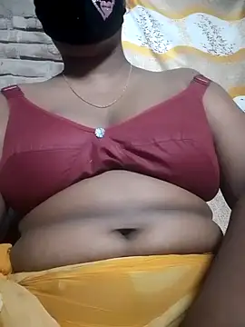 Snapshot of Rupa_xxx11 chatting on 10.10.25 Rupa xxx11 online show from 10.10.25