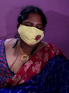 Snapshot of sweetrevathi chatting on 10.24.25 sweetrevathi online show from 10.24.25