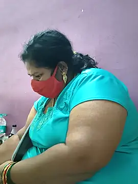 Snapshot of sweetrevathi chatting on 12.15.25 sweetrevathi online show from 12.15.25