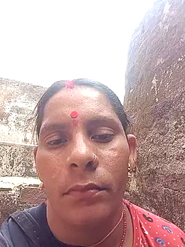 Snapshot of Tr_kirti chatting on 10.13.25 Tr kirti online show from 10.13.25