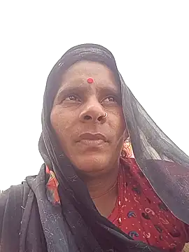 Snapshot of Tr_kirti chatting on 10.21.25 Tr kirti online show from 10.21.25