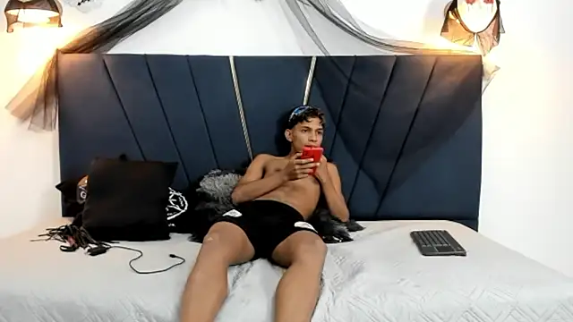 Snapshot of ryder_cum23 chatting on 10.19.25 ryder cum23 online show from 10.19.25