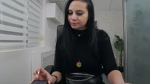 YaraXCox online show from 02.19.26