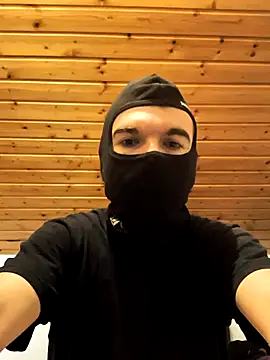 Snapshot of xhamsterlivelukas chatting on 10.24.25 xhamsterlivelukas online show from 10.24.25