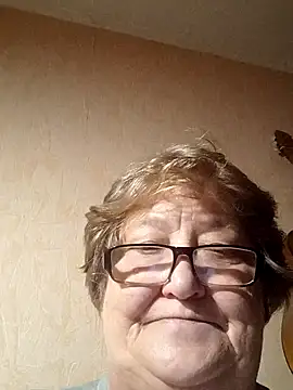 Katherine735 online show from 10.25.25