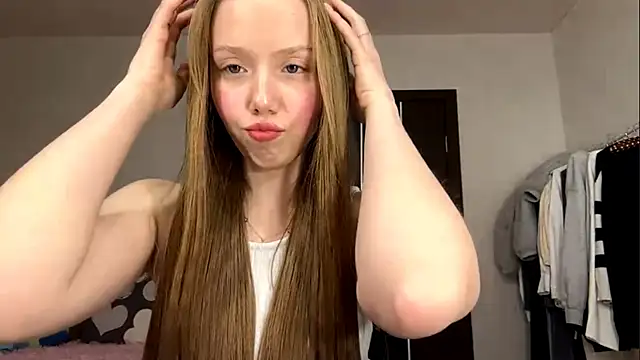 Snapshot of AntoniaMoravick chatting on 10.15.25 AntoniaMoravick online show from 10.15.25