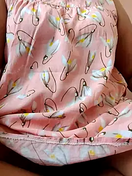 Snapshot of mahi_malikk chatting on 10.22.25 mahi malikk online show from 10.22.25