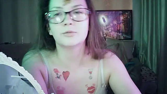MoodieMira online show from 06.24.26