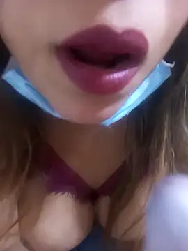 Snapshot of FATIFATIMOROC chatting on 01.07.26 FATIFATIMOROC online show from 01.07.26