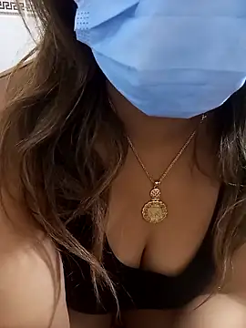 Snapshot of FATIFATIMOROC chatting on 02.22.26 FATIFATIMOROC online show from 02.22.26