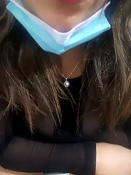 Snapshot of FATIFATIMOROC chatting on 03.26.26 FATIFATIMOROC online show from 03.26.26