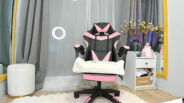 SundyRose online show from 01.09.26