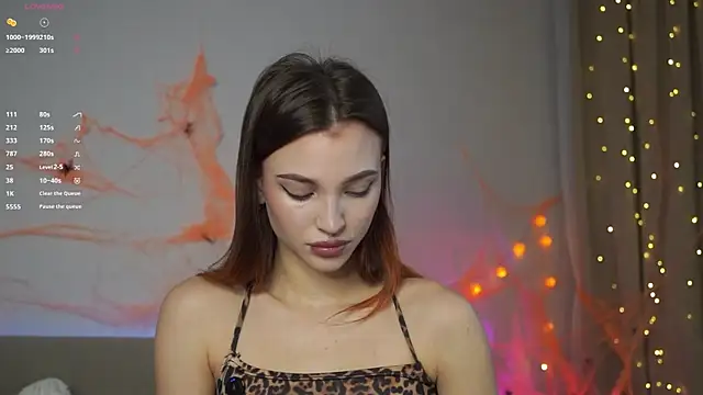 Snapshot of beckymadsons chatting on 11.30.25 beckymadsons online show from 11.30.25