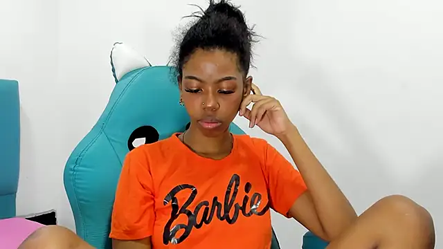 Dakota evans18 online show from 11.28.25