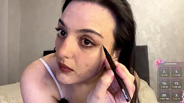 Snapshot of Babis_girlsss chatting on 03.08.26 Babis girlsss online show from 03.08.26