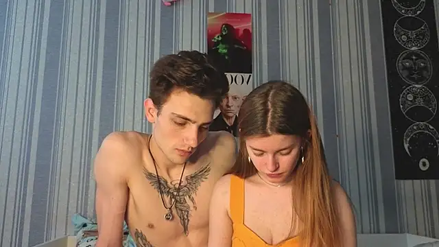 EmiliaCouple online show from 05.13.26