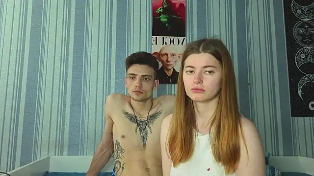 EmiliaCouple online show from 05.22.26