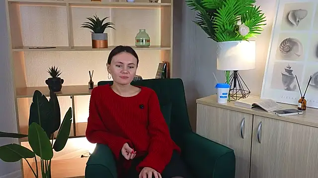 Snapshot of GinaMatero chatting on 10.17.25 GinaMatero online show from 10.17.25