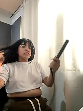 angie rousse  online show from 11.25.25