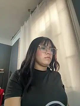 angie rousse  online show from 12.04.25