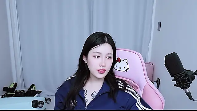 Snapshot of MISA_02 chatting on 01.06.26 MISA 02 online show from 01.06.26