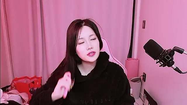 Snapshot of MISA_02 chatting on 02.11.26 MISA 02 online show from 02.11.26