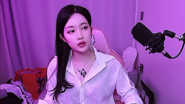 Snapshot of MISA_02 chatting on 02.26.26 MISA 02 online show from 02.26.26