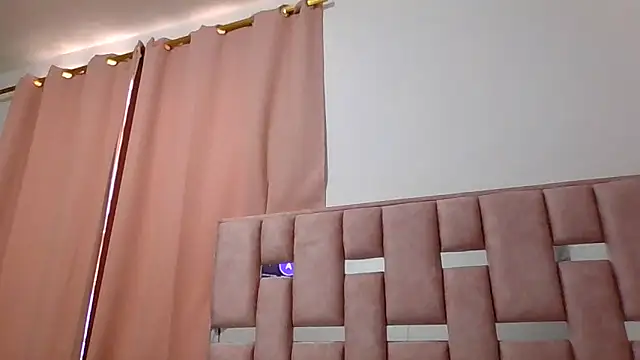 abby moss 2 online show from 12.20.25