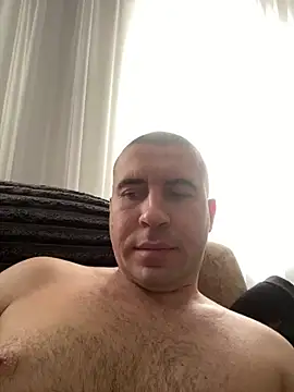 AronMode online show from 11.23.25