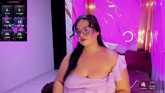 Snapshot of adara_sweet20 chatting on 11.07.25 adara sweet20 online show from 11.07.25