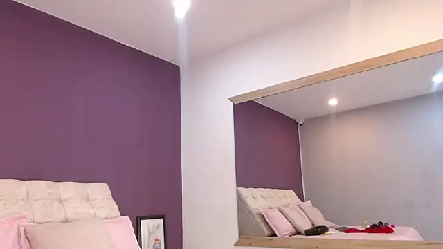 Valerii Mariin online show from 11.24.25