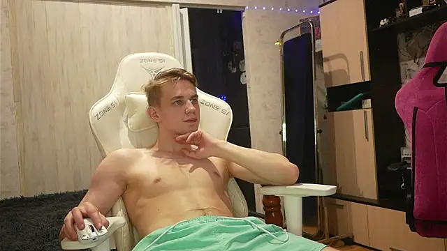 MIKE GOD19 online show from 10.11.25