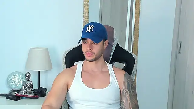 Snapshot of Ken_mailik1 chatting on 02.08.26 Ken mailik1 online show from 02.08.26