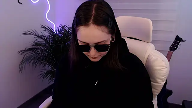 Fallenag666 online show from 11.30.25