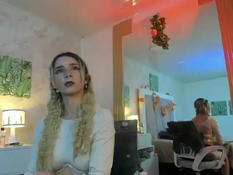 Sophie teller online show from 11.07.25