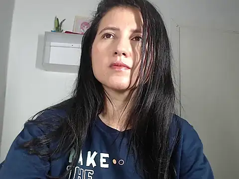 Snapshot of Renata_Rivas chatting on 11.12.25 Renata Rivas online show from 11.12.25
