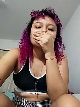 Snapshot of Cev_Am99 chatting on 12.15.25 Cev Am99 online show from 12.15.25