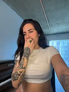 Lolathebaddie online show from 02.17.26