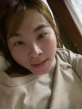 Snapshot of Yan_50299 chatting on 04.28.26 Yan 50299 online show from 04.28.26