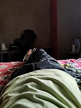 play boy-raj007 online show from 11.01.25