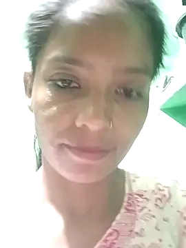 Snapshot of Jaanvi_G chatting on 10.21.25 Jaanvi G online show from 10.21.25