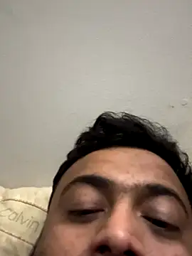 Snapshot of indianguysolo chatting on 10.17.25 indianguysolo online show from 10.17.25