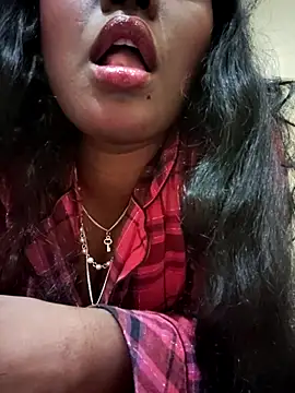 Snapshot of Lovely_Payal chatting on 11.08.25 Lovely Payal online show from 11.08.25