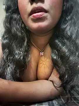 Snapshot of Lovely_Payal chatting on 11.21.25 Lovely Payal online show from 11.21.25