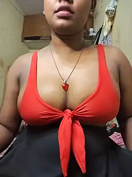 Snapshot of Lovely_Payal chatting on 05.12.26 Lovely Payal online show from 05.12.26