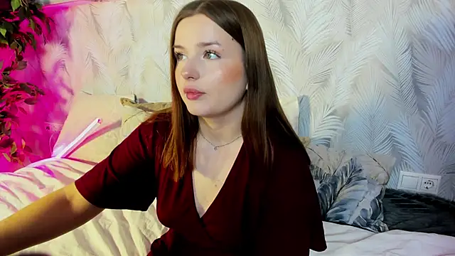 Maria Reiiden online show from 10.24.25