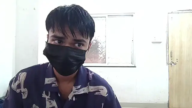 lil-twink19 online show from 11.24.25