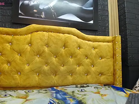 Snapshot of valeri_wet chatting on 11.13.25 valeri wet online show from 11.13.25