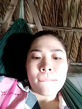 Snapshot of Cherry_pusy99 chatting on 10.17.25 Cherry pusy99 online show from 10.17.25