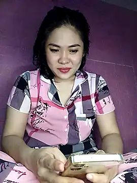 Snapshot of Cherry_pusy99 chatting on 11.25.25 Cherry pusy99 online show from 11.25.25